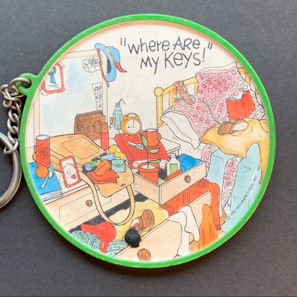 1981 Hallmark LOST KEYS Funny🎄Vintage Ornament